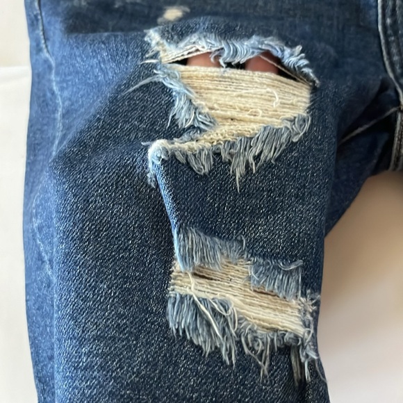 Judy Blue denim Bermuda shorts size small dark blue distressed denim size small - Picture 8 of 12